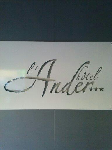 Hotel L Ander 3*